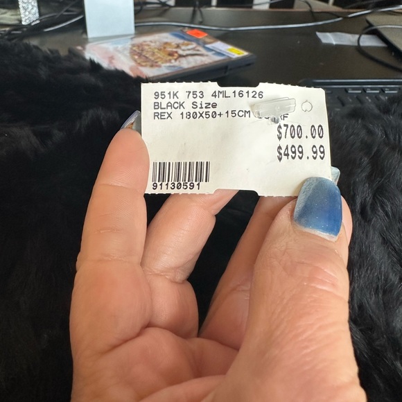 NWT Black Rabbit Cape 180 x 50" - Picture 6 of 7